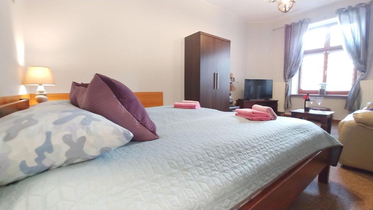 Apartamenty Patria Krasków Eksteriør bilde